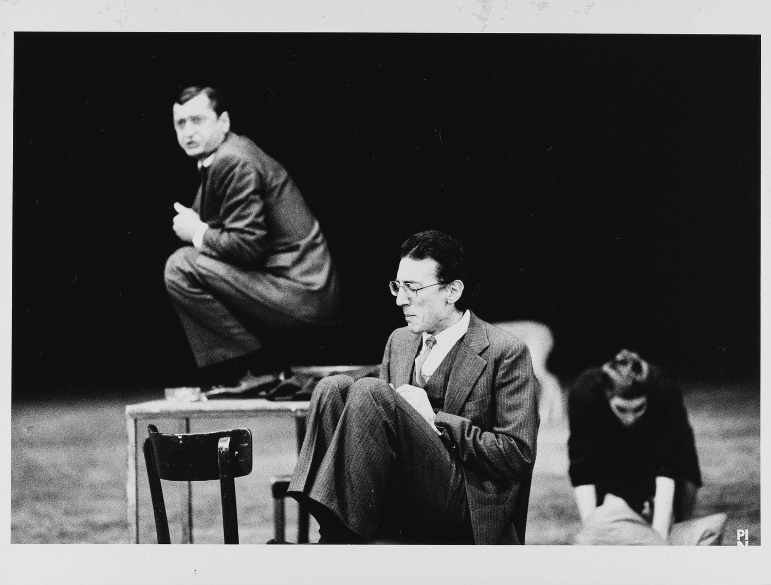 Jean Laurent Sasportes et Jan Minařík dans « 1980 – Une pièce de Pina Bausch » de Pina Bausch