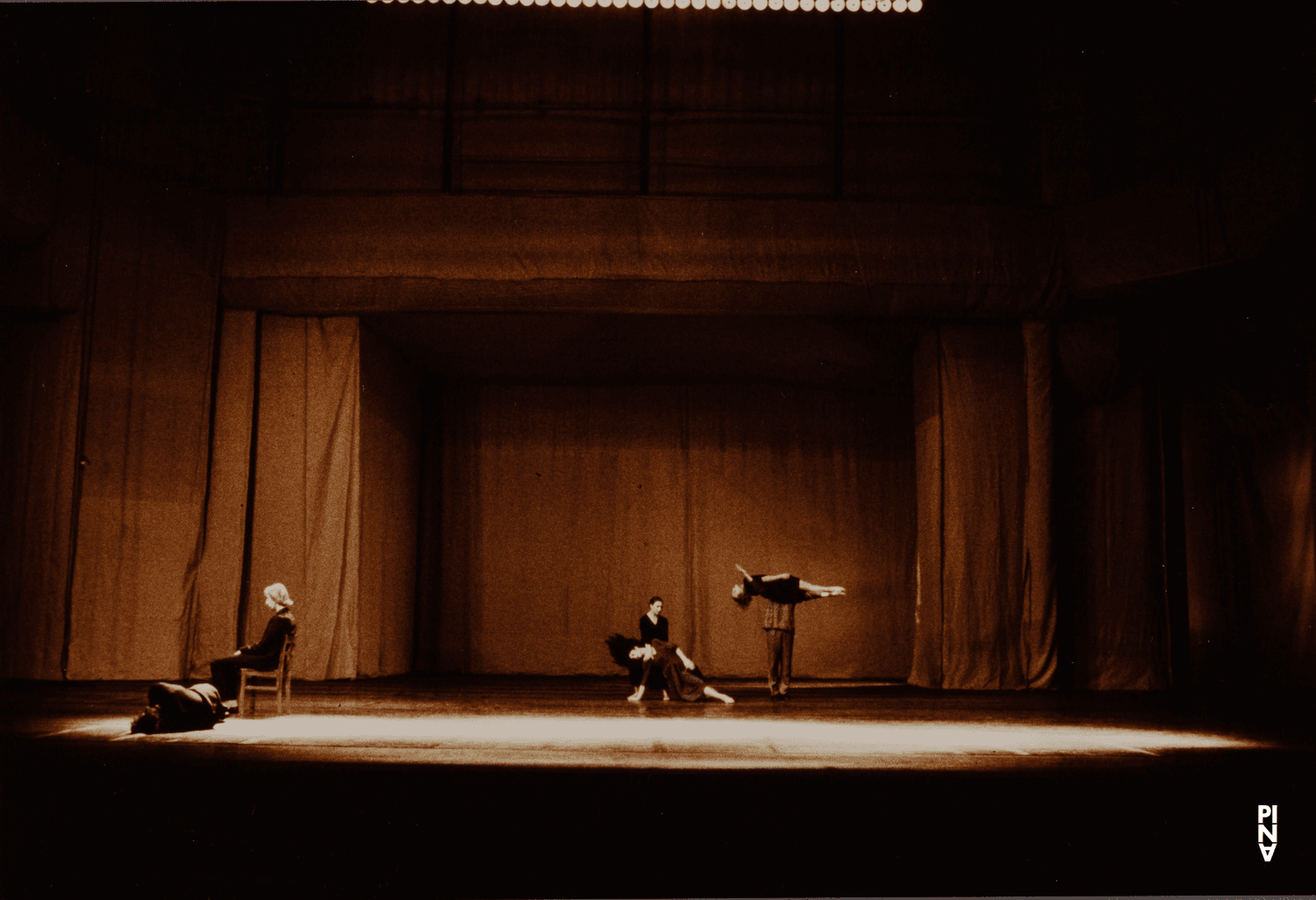 Photo de « Adagio – Fünf Lieder von Gustav Mahler » de Pina Bausch