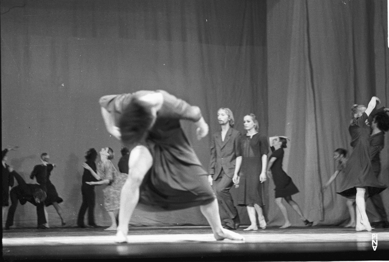 Malou Airaudo, Dominique Mercy und Marlis Alt in „Adagio – Fünf Lieder von Gustav Mahler“ von Pina Bausch