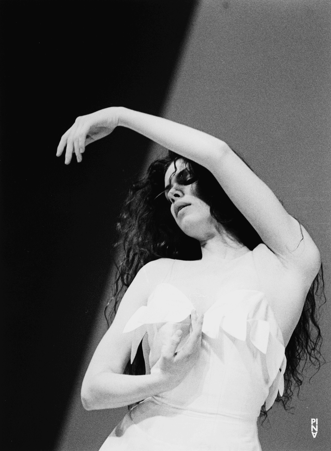 Mélanie Maurin in “Água” by Pina Bausch