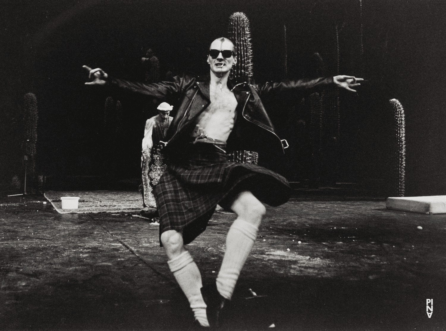 Mark Sieczkarek and Mark Alan Wilson in “Ahnen” by Pina Bausch with Tanztheater Wuppertal at Théâtre de la Ville Paris (France), May 21, 1988