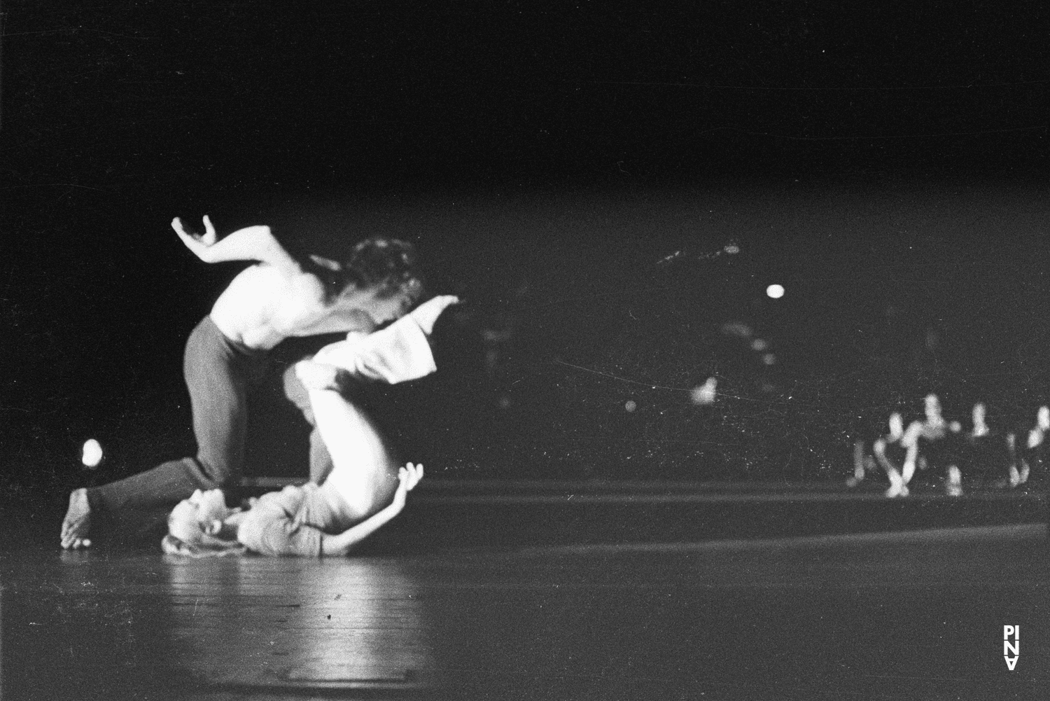 Ivan Neumann und Marlis Alt in „Aktionen für Tänzer“ von Pina Bausch