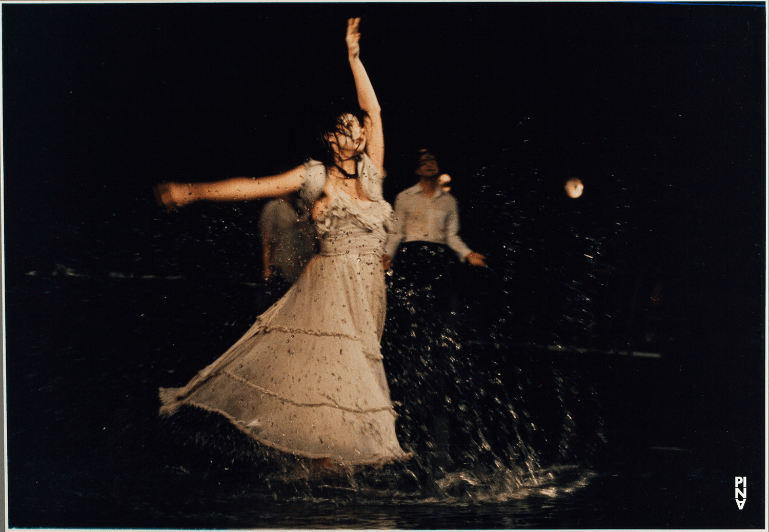 Josephine Ann Endicott et Arthur Rosenfeld dans « Arien » de Pina Bausch
