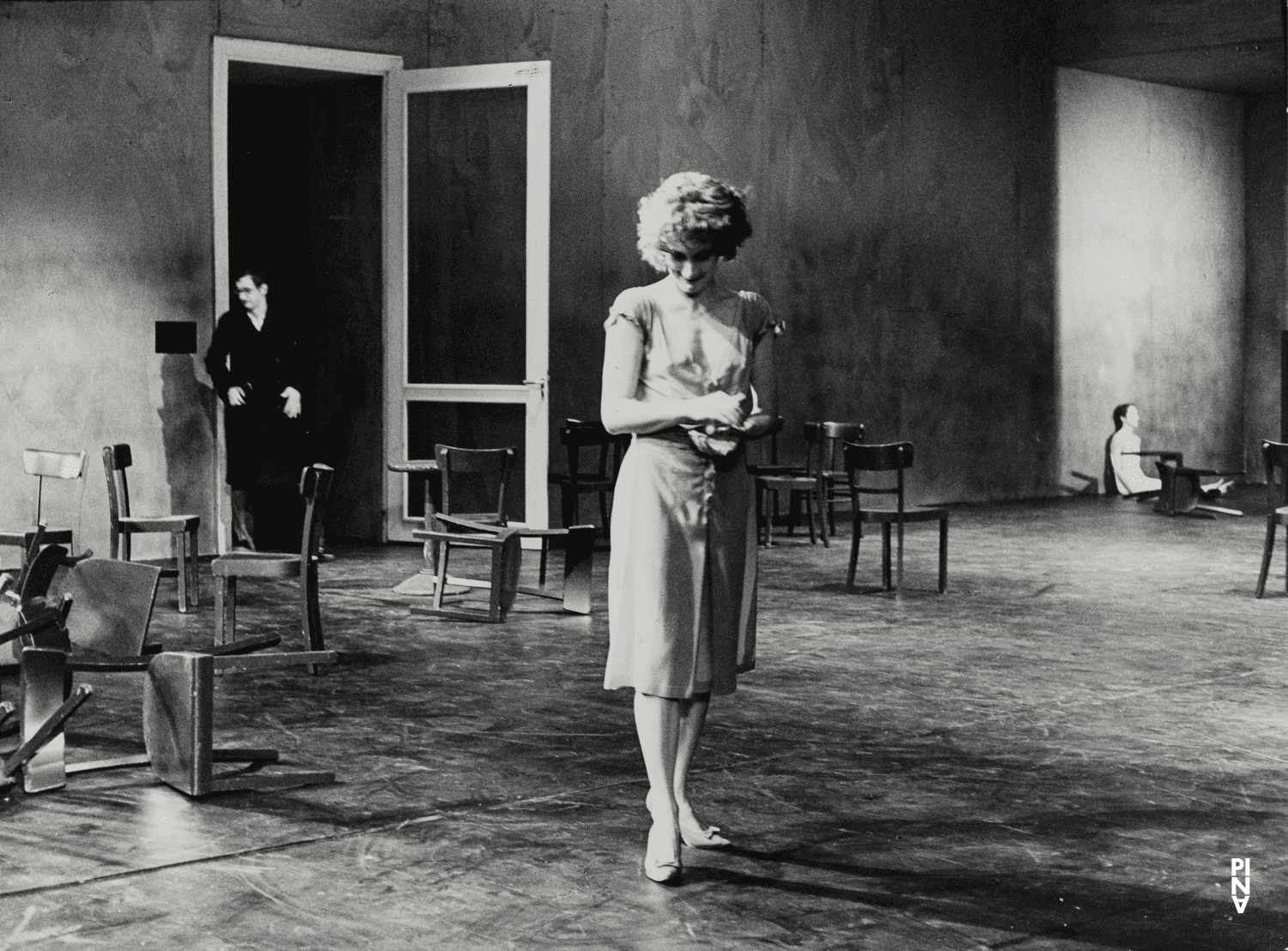 Meryl Tankard, Jan Minařík et Pina Bausch dans « Café Müller » de Pina Bausch