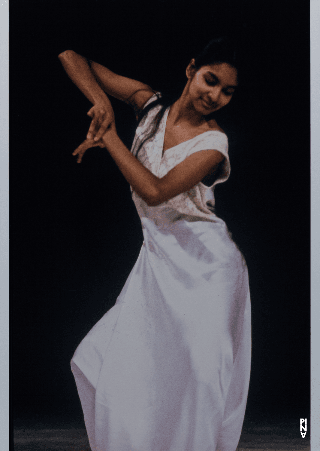 Shantala Shivalingappa in “O Dido” by Pina Bausch