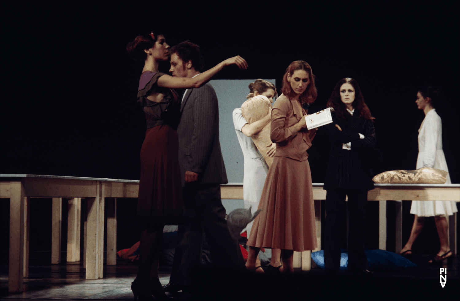 „Ich bring dich um die Ecke…“ von Pina Bausch