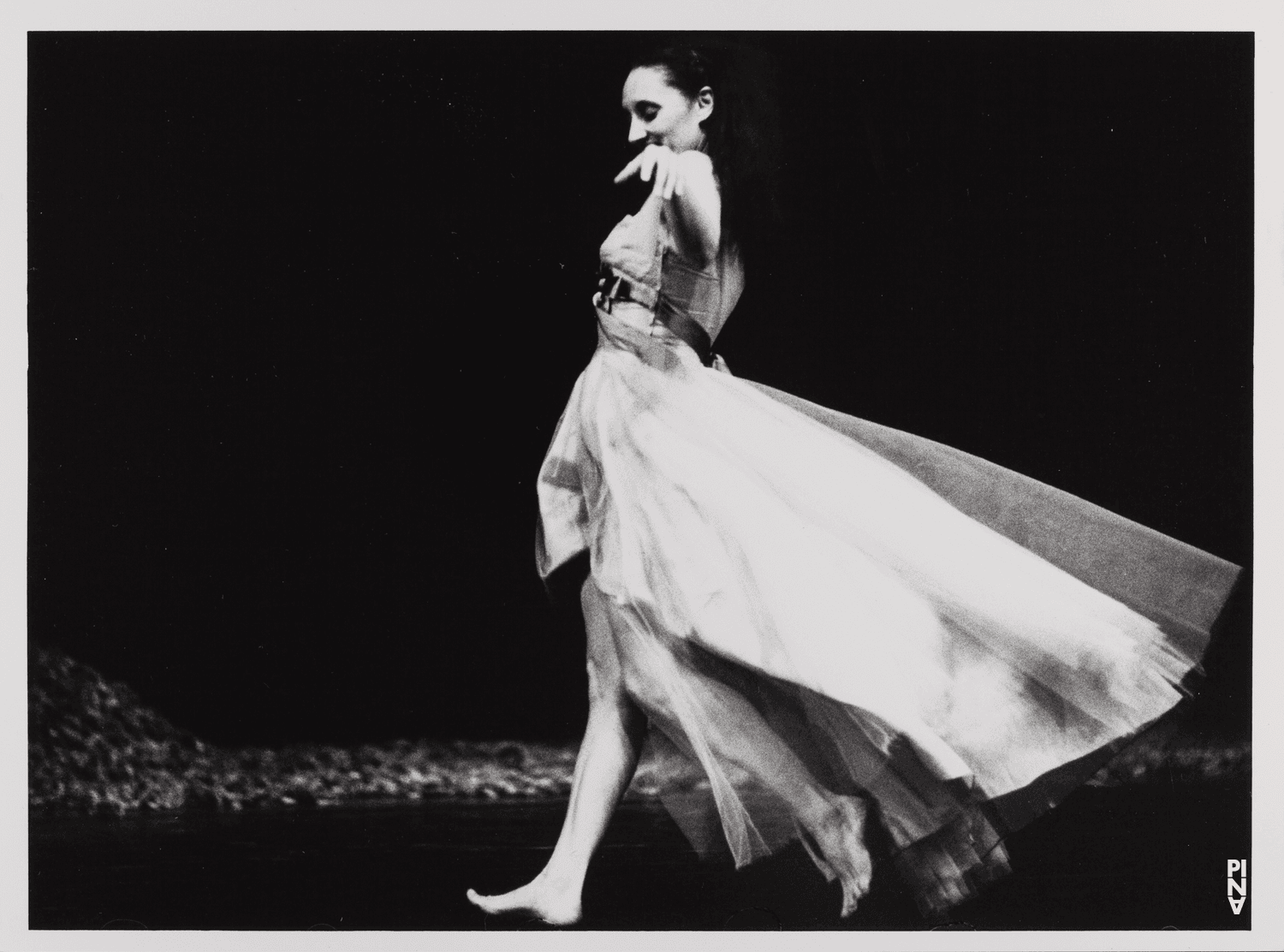 Nazareth Panadero in “Der Fensterputzer (The Window Washer)” by Pina Bausch