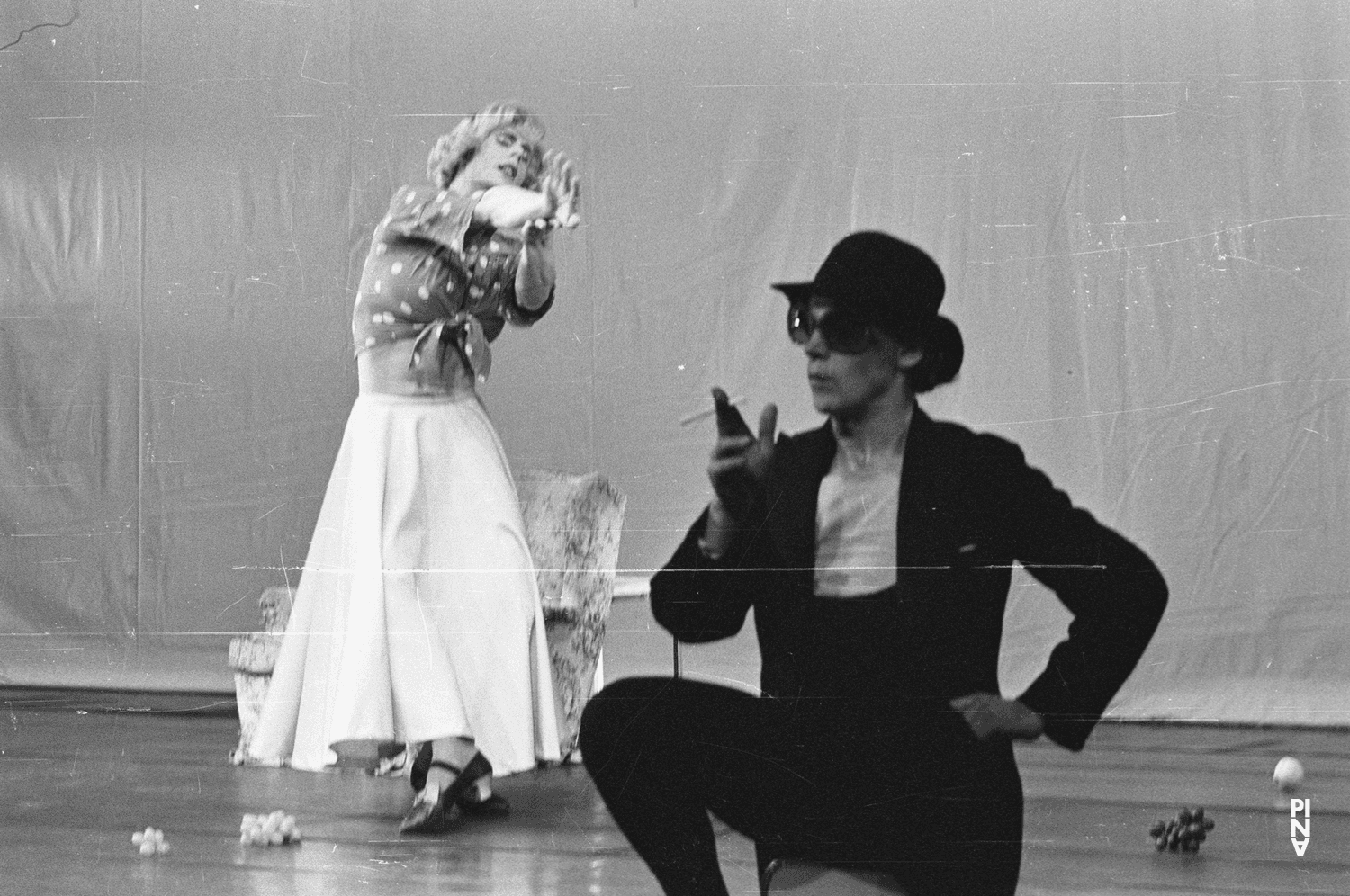 Heinz Samm and Ed Kortlandt in “Fliegenflittchen” by Pina Bausch