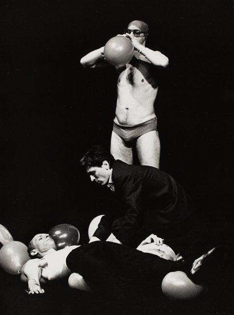 Francis Viet, Jan Minařík and Jakob Haahr Andersen in “Auf dem Gebirge hat man ein Geschrei gehört (On the Mountain a Cry Was Heard)” by Pina Bausch with Tanztheater Wuppertal at Théâtre de la Ville Paris (France), April 17, 1987