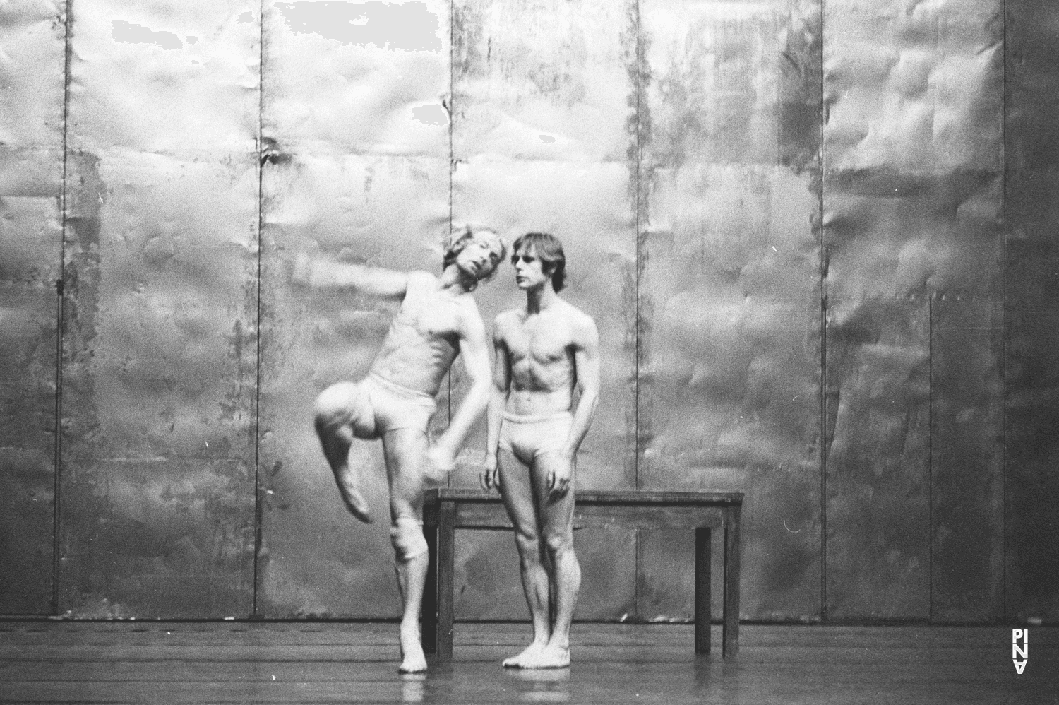 Dominique Mercy and Ed Kortlandt in “Iphigenie auf Tauris” by Pina Bausch