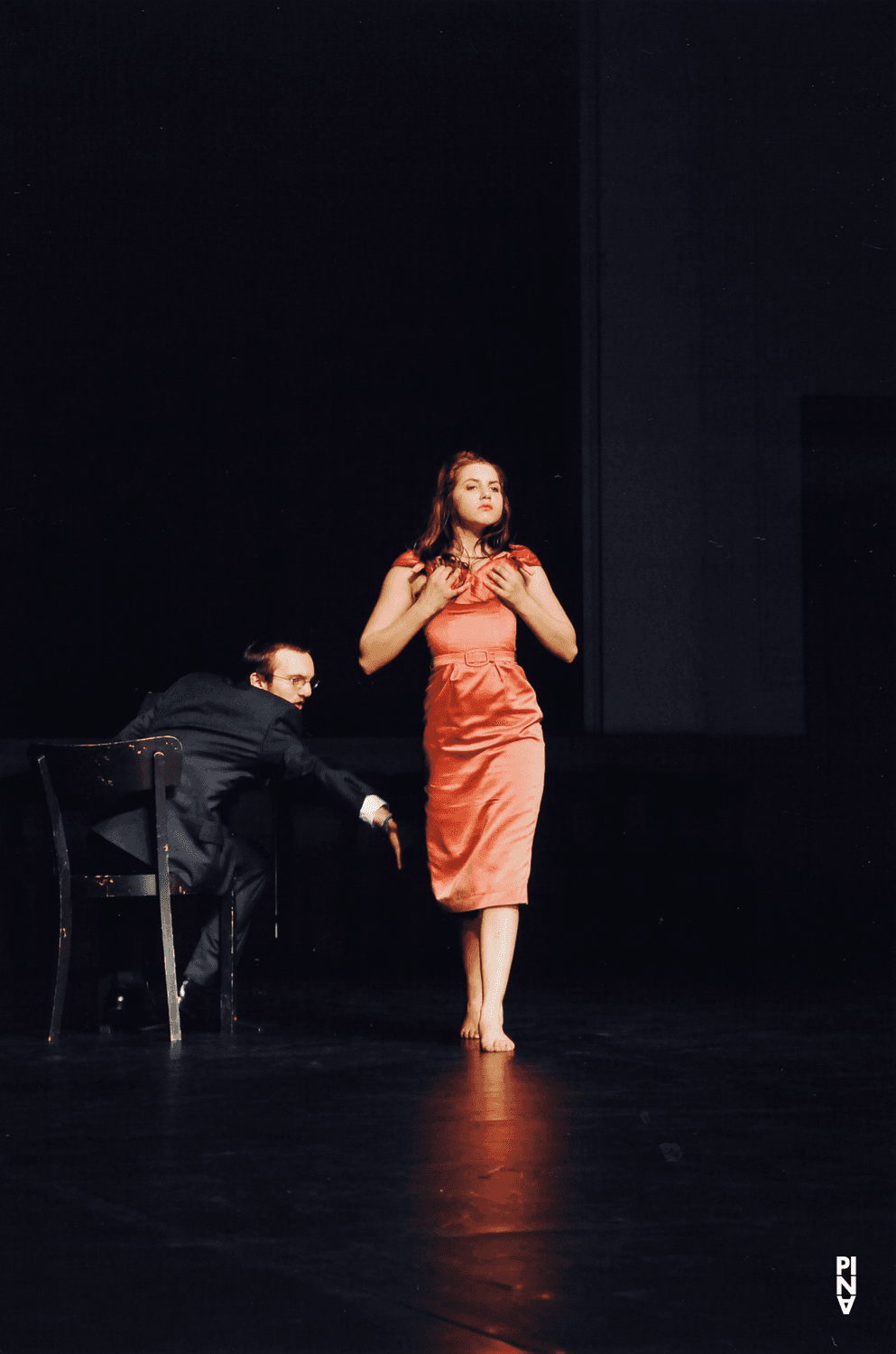 Florian Wisnewski et Frederike Schmidt dans « Kontakthof. Avec des jeunes de plus de 14 ans » de Pina Bausch