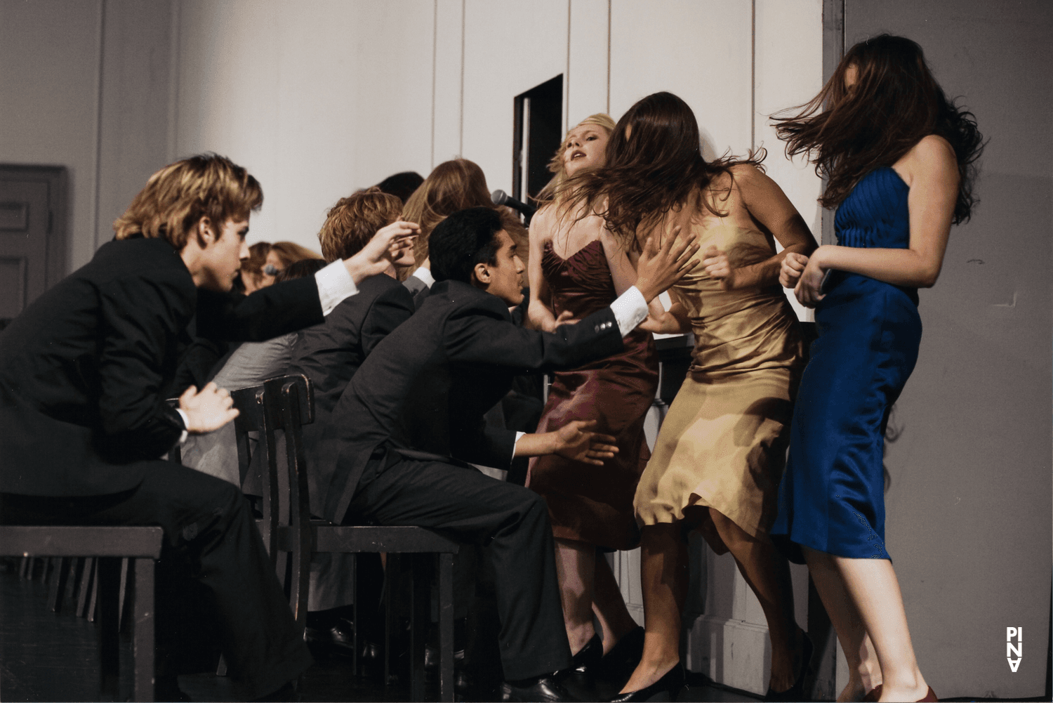 „Kontakthof. Mit Teenagern ab „14““ von Pina Bausch