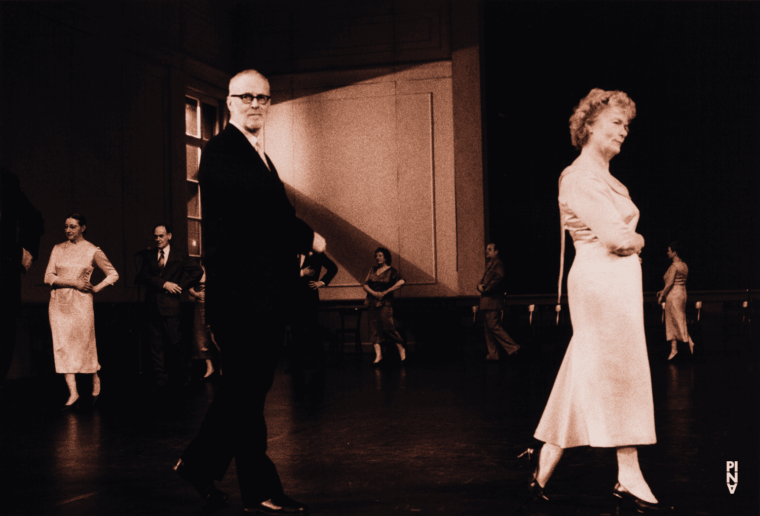 Photo de « Kontakthof. Avec des dames et messieurs de plus de 65 ans » de Pina Bausch