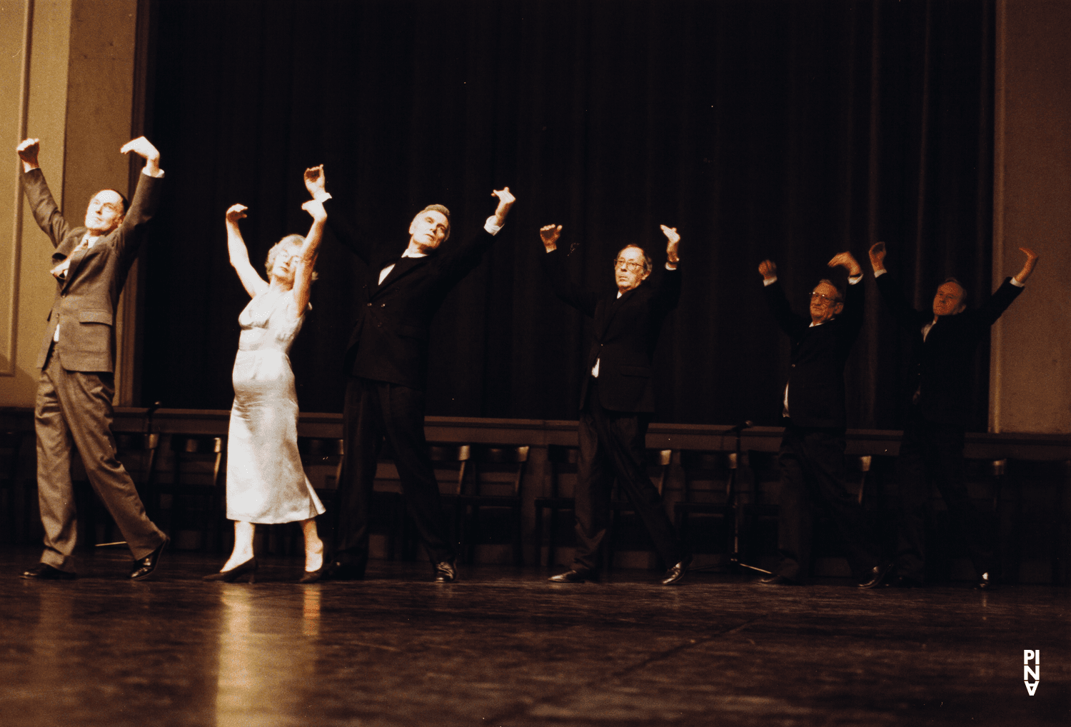 Photo de « Kontakthof. Avec des dames et messieurs de plus de 65 ans » de Pina Bausch