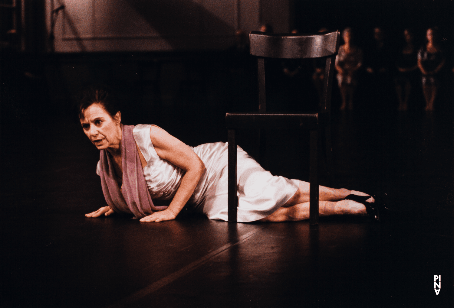 Hannelore Schneider in „Kontakthof. Mit Damen und Herren ab „65““ von Pina Bausch