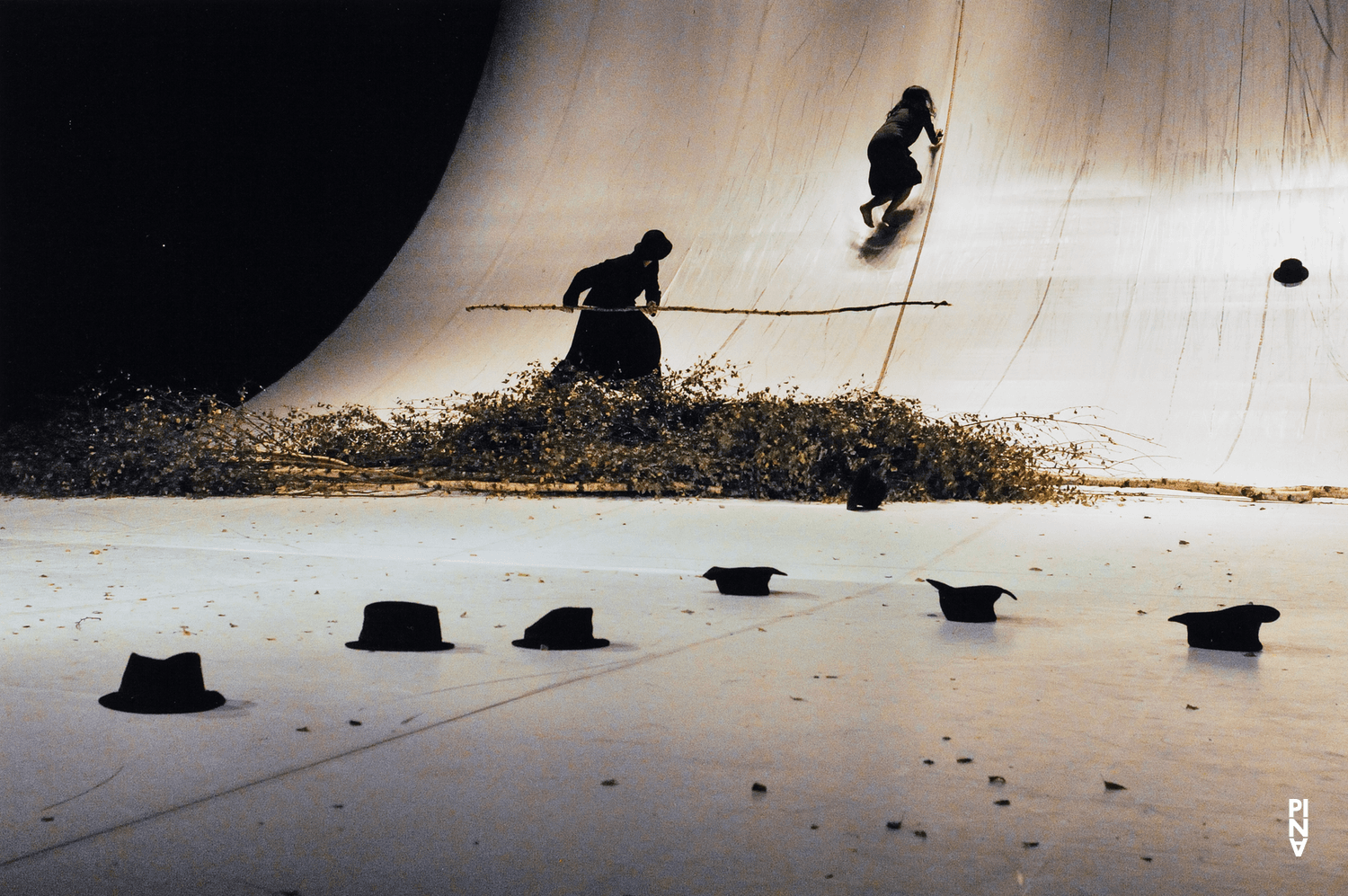 Photo de « Komm tanz mit mir » de Pina Bausch