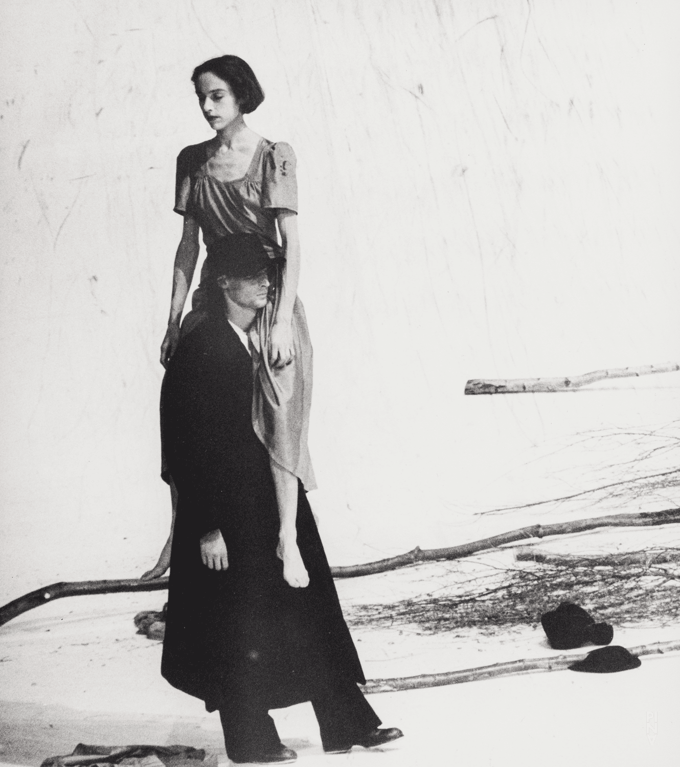 Anne Martin in „Komm tanz mit mir“ von Pina Bausch