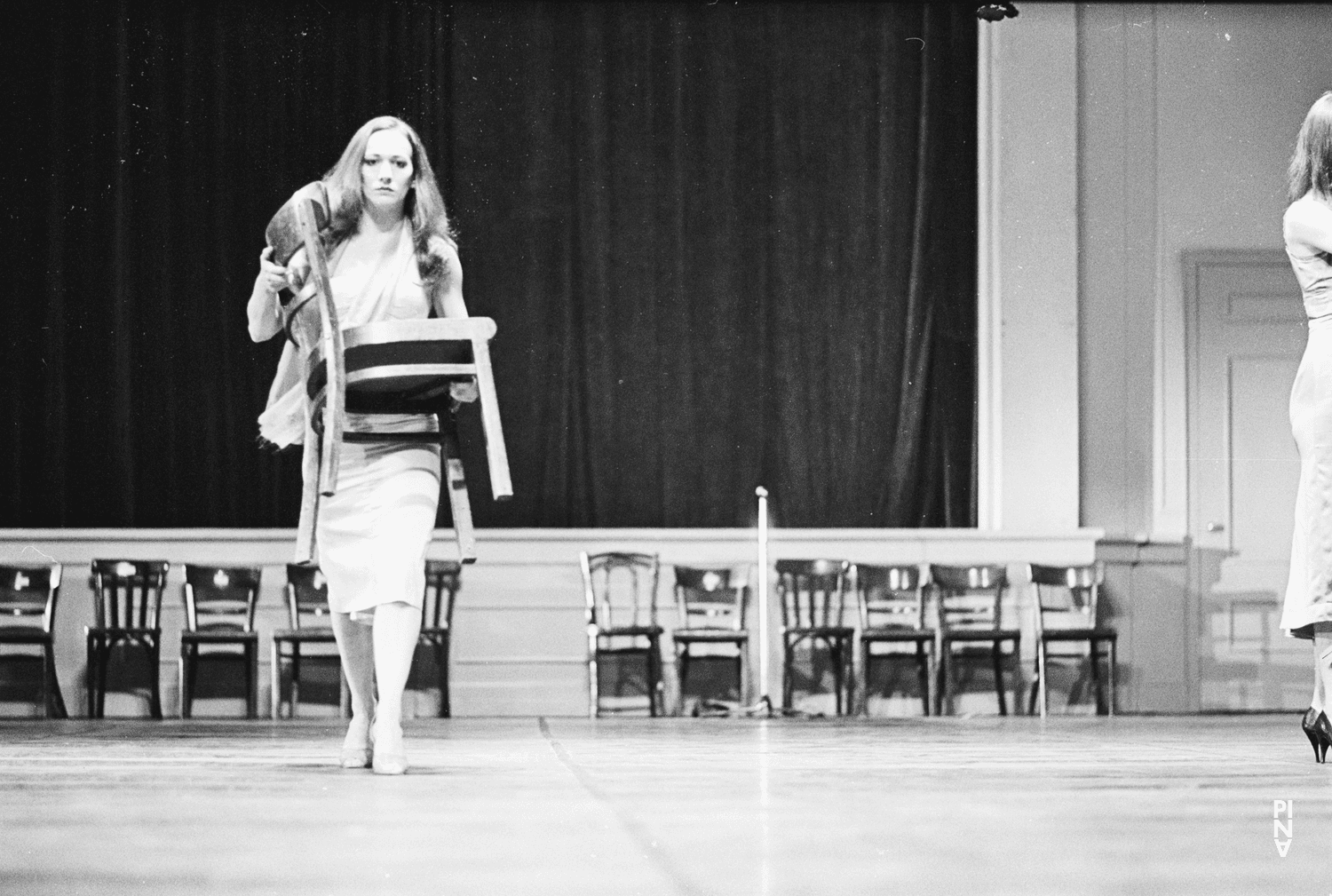 Vivienne Newport in „Kontakthof“ von Pina Bausch