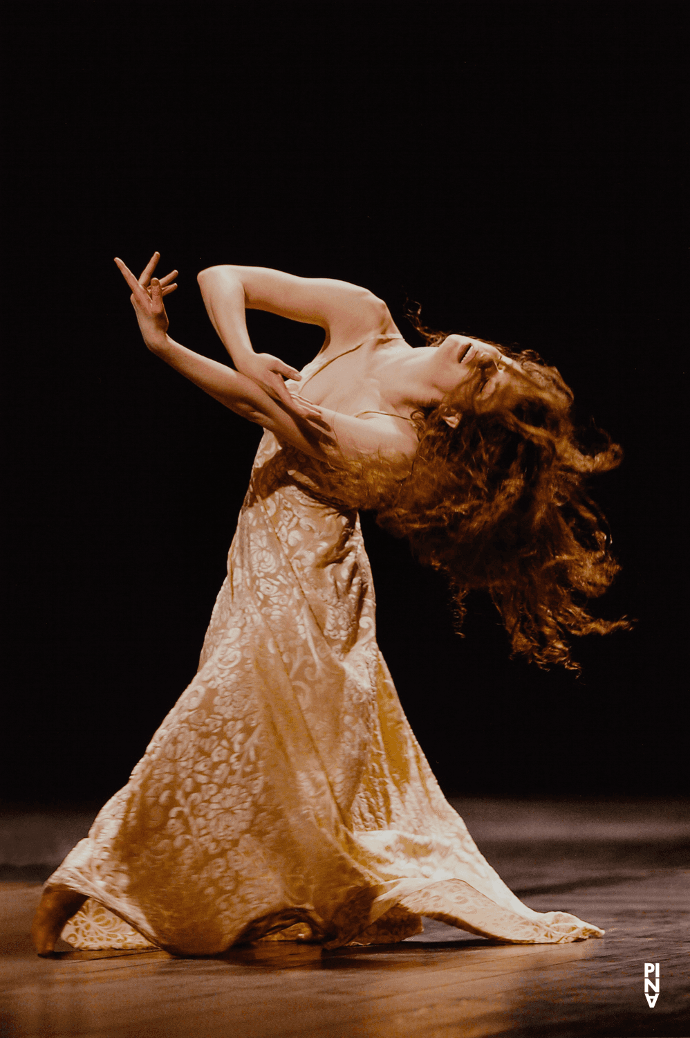 Mélanie Maurin in „Nefés“ von Pina Bausch