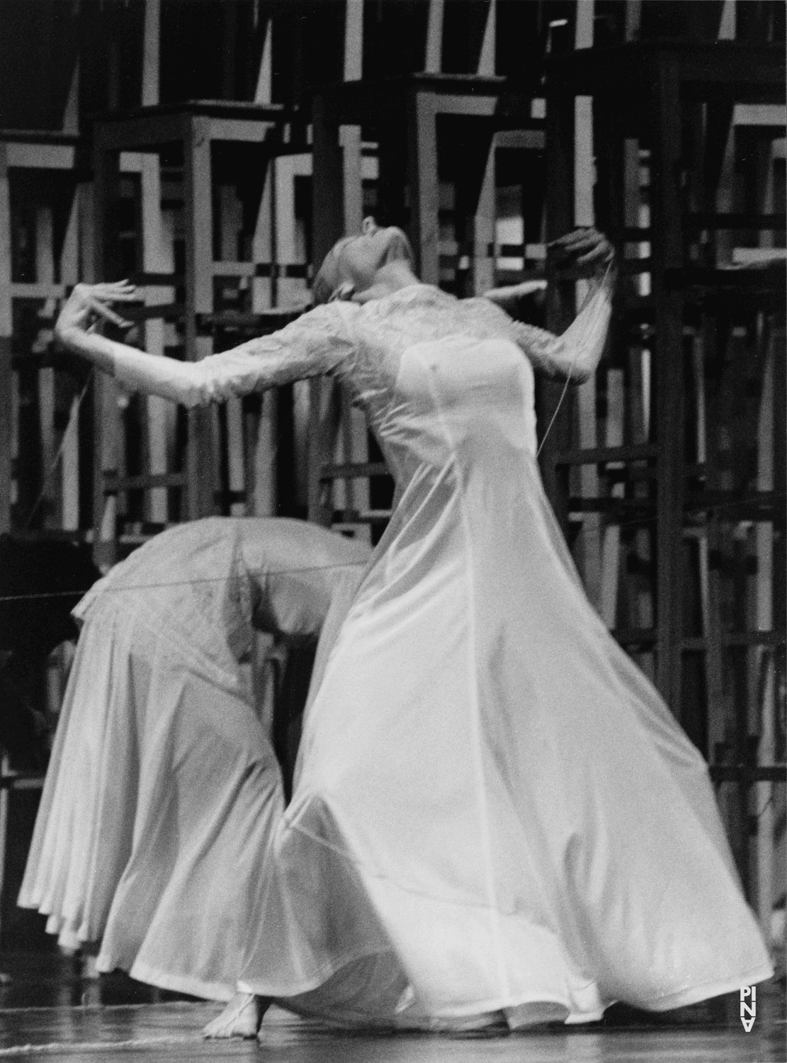 Julie Shanahan in „Orpheus und Eurydike“ von Pina Bausch