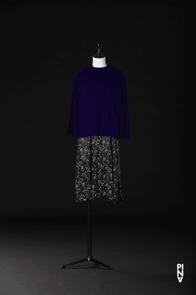 Pullover worn by Finola Cronin in “Palermo Palermo” by Pina Bausch