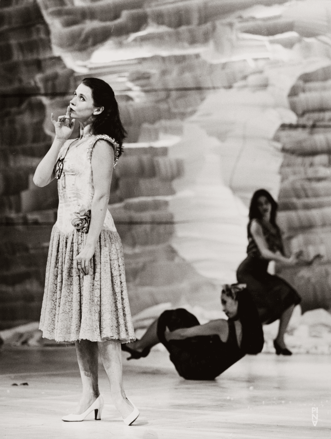 Josephine Ann Endicott, Kyomi Ichida and Héléna Pikon in “Renate wandert aus (Renate Emigrates)” by Pina Bausch