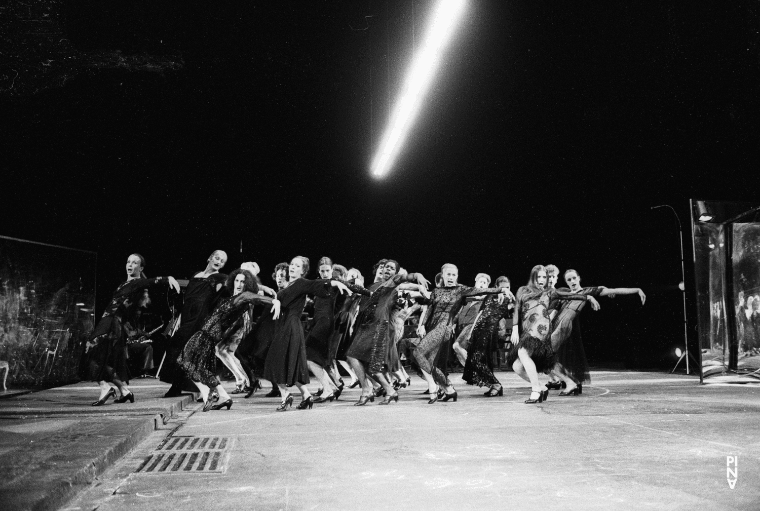 „Die sieben Todsünden“ von Pina Bausch im Théâtre de la Ville Paris, Spielzeit 1978/79