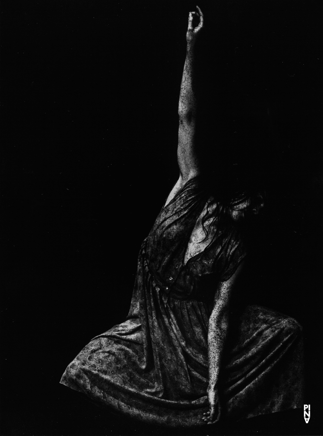 Ruth Amarante in “Ein Trauerspiel” by Pina Bausch