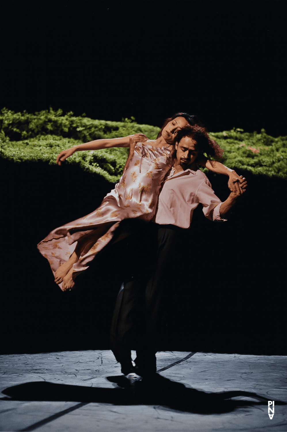 Nayoung Kim and Jorge Puerta Armenta in “Wiesenland” by Pina Bausch