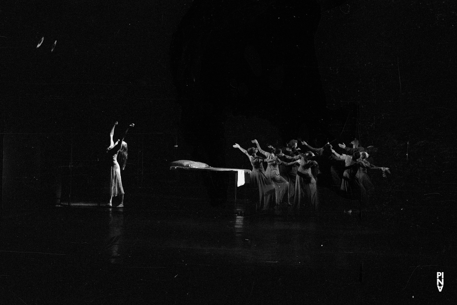 Josephine Ann Endicott dans « Wind von West » de Pina Bausch