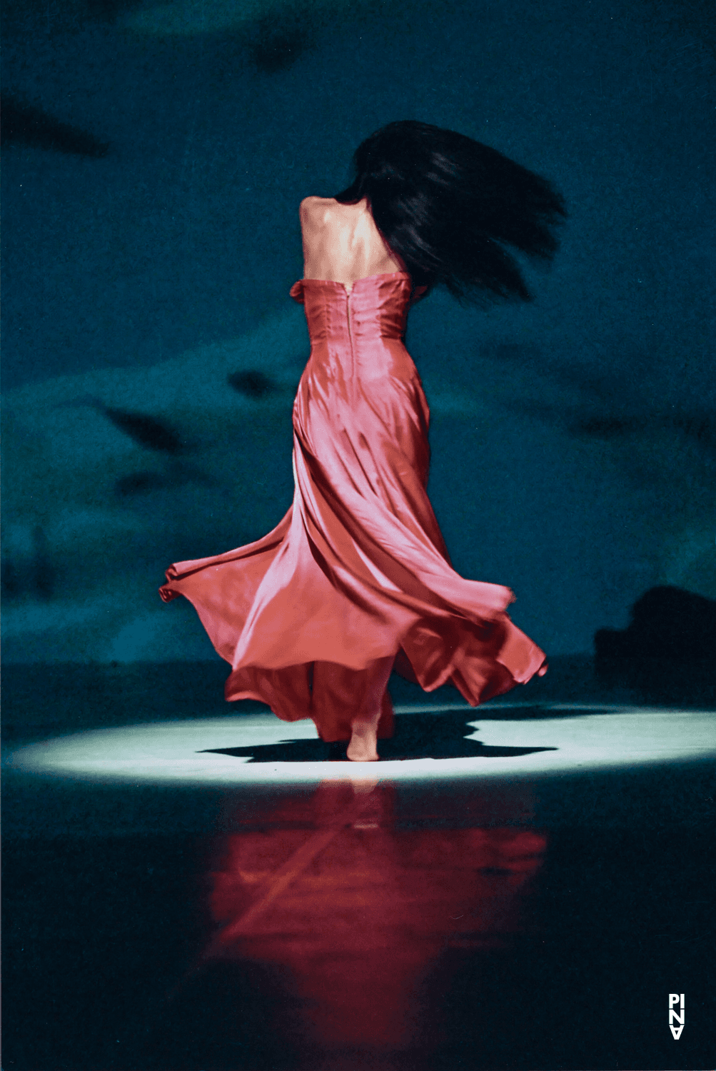 Nayoung Kim dans « Água » de Pina Bausch