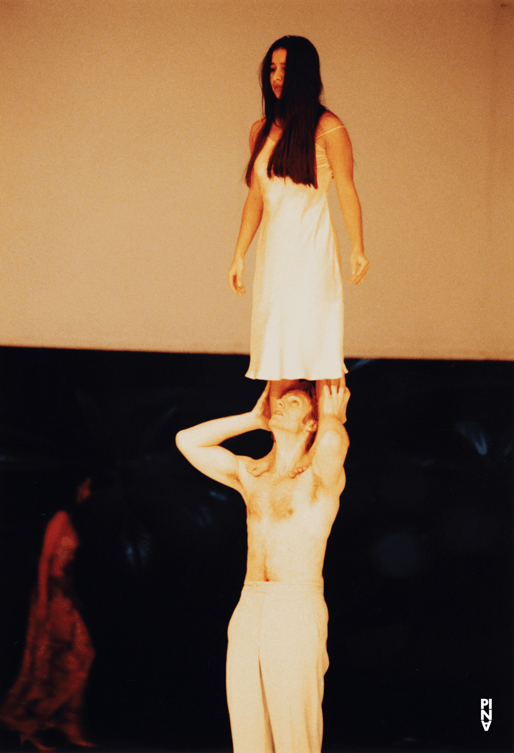 Silvia Farias Heredia und Michael Strecker in „Água“ von Pina Bausch