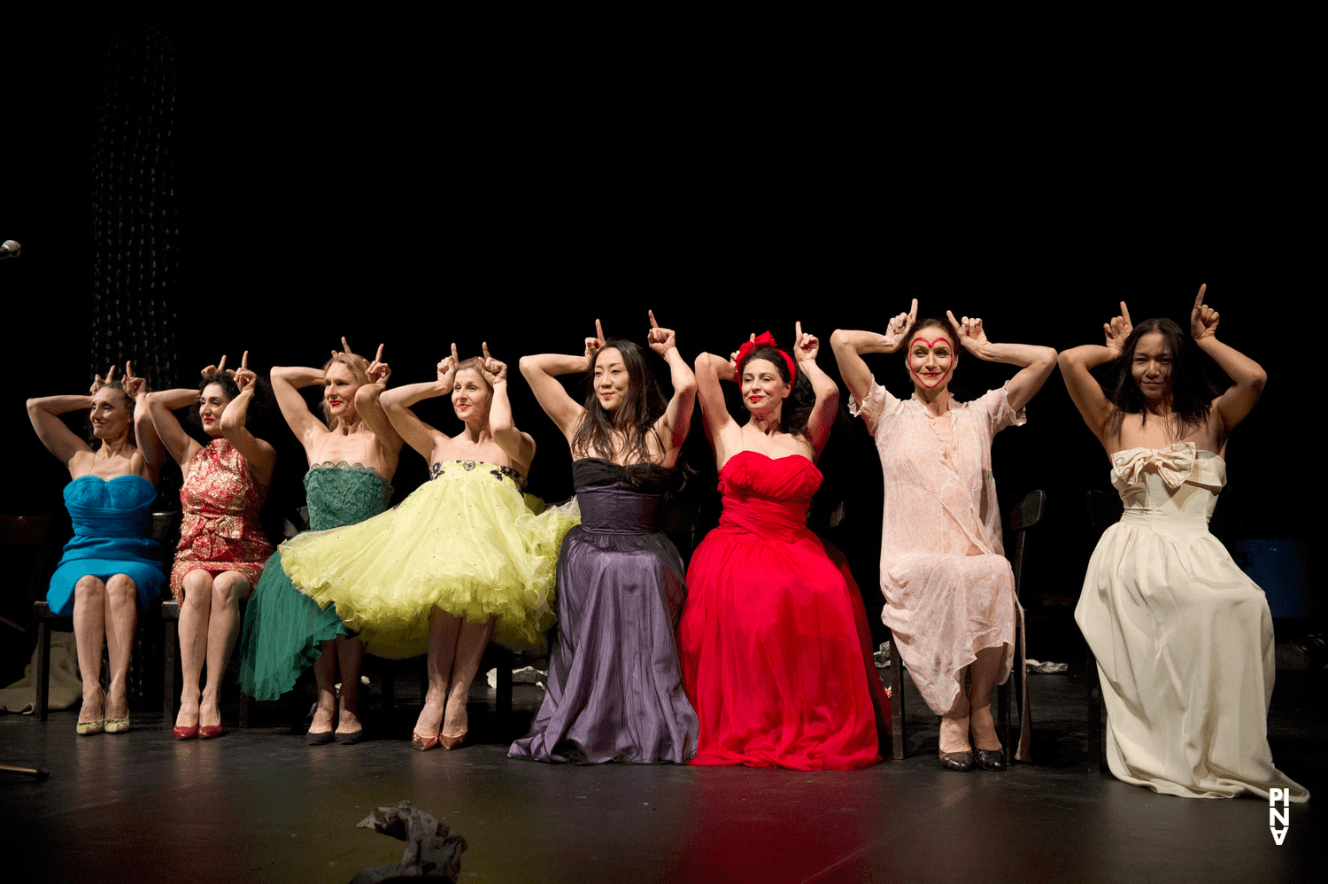 „Ahnen“ von Pina Bausch mit Tanztheater Wuppertal im Opernhaus Wuppertal (Deutschland), 9. Mai 2014