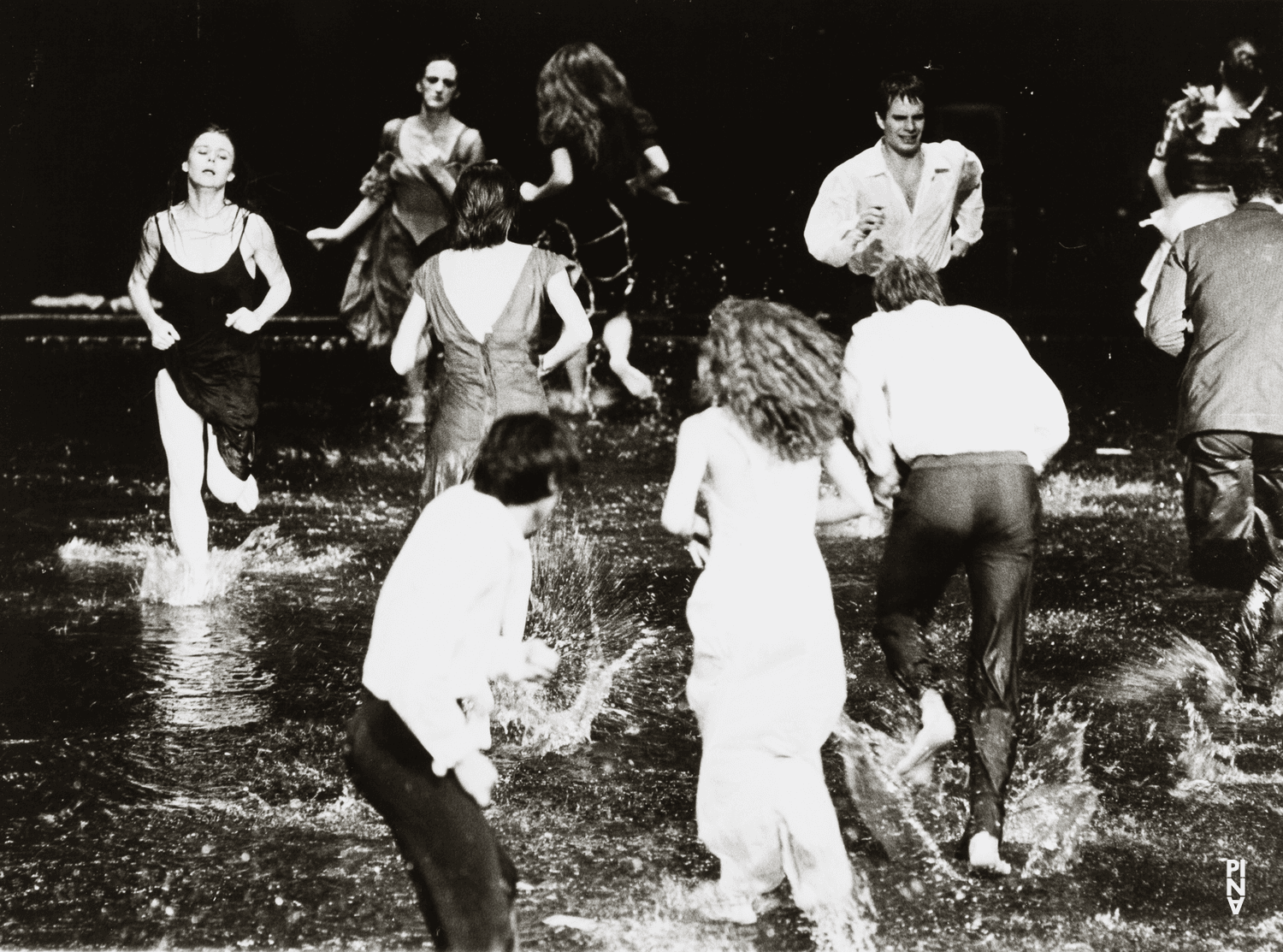 Josephine Ann Endicott, Christian Trouillas und Meryl Tankard in „Arien“ von Pina Bausch