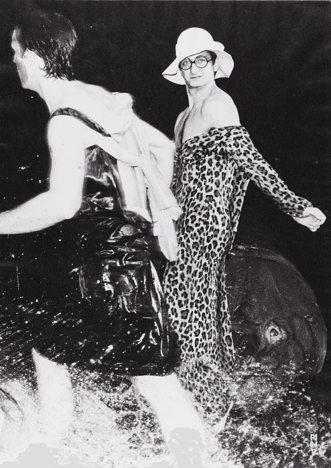 Urs Kaufmann und Jan Minařík in „Arien“ von Pina Bausch