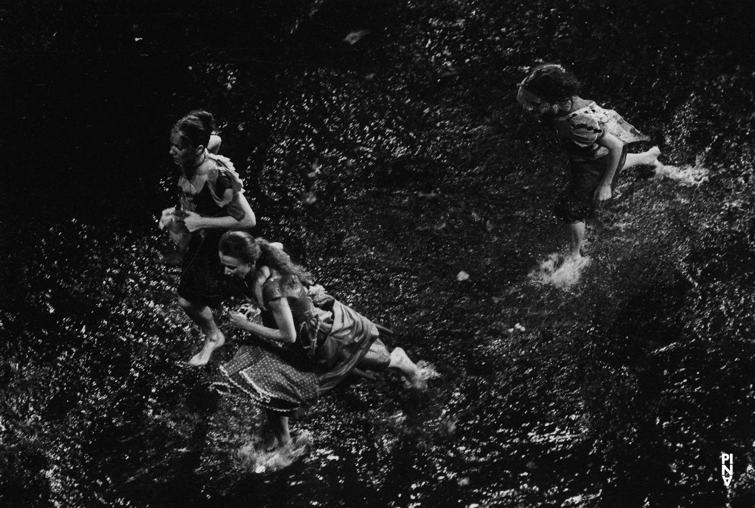 Monika Sagon in “Arien” by Pina Bausch