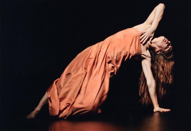 Thusnelda Mercy in „Bamboo Blues“ von Pina Bausch, Spielzeit 2006/07