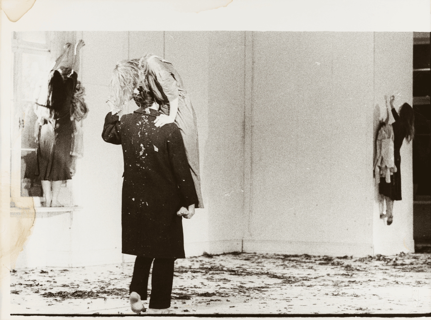 Marlis Alt und Jan Minařík in „Blaubart. Beim Anhören einer Tonbandaufnahme von Béla Bartóks Oper »Herzog Blaubarts Burg«“ von Pina Bausch