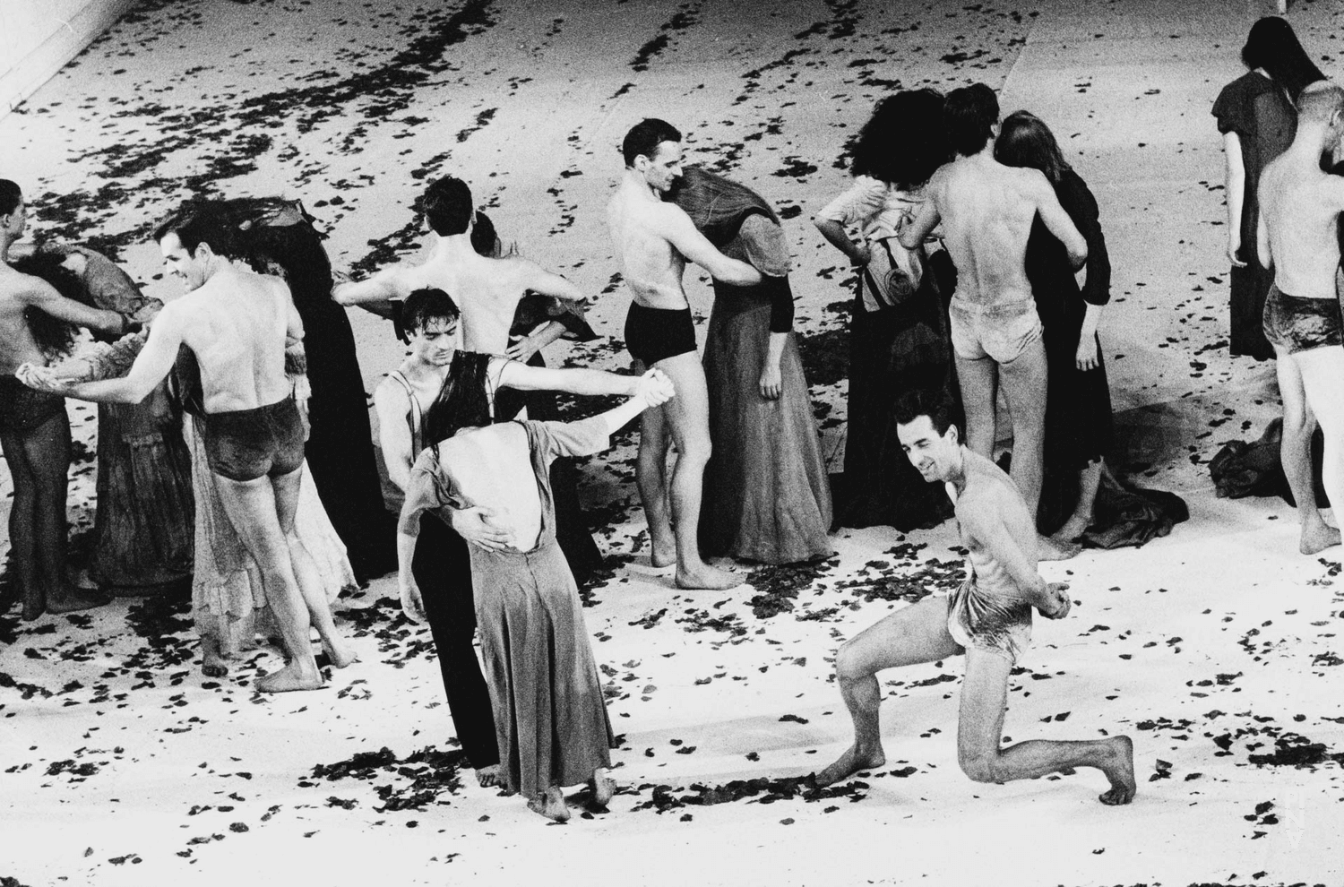 „Blaubart. Beim Anhören einer Tonbandaufnahme von Béla Bartóks Oper »Herzog Blaubarts Burg«“ von Pina Bausch