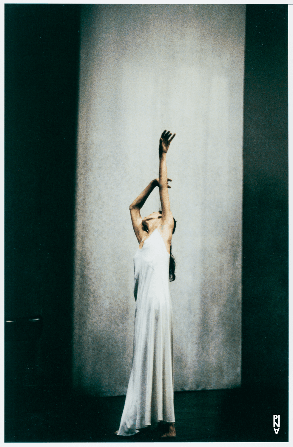 Pina Bausch in „Café Müller“ von Pina Bausch