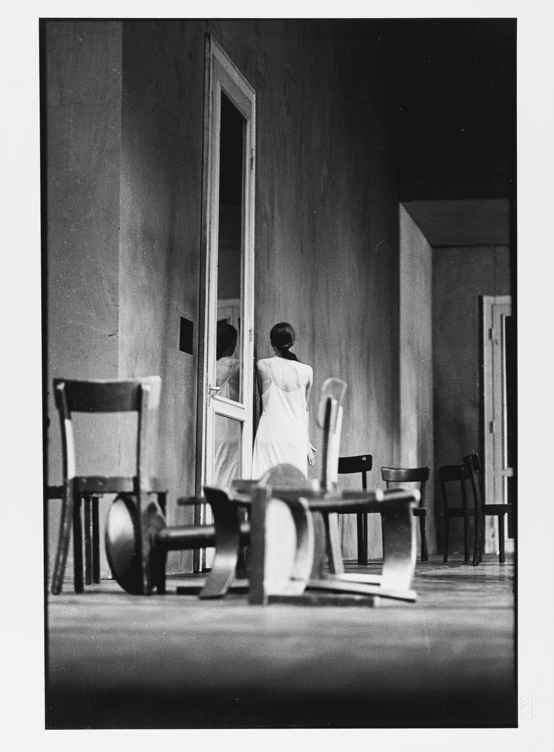 Pina Bausch dans « Café Müller » de Pina Bausch