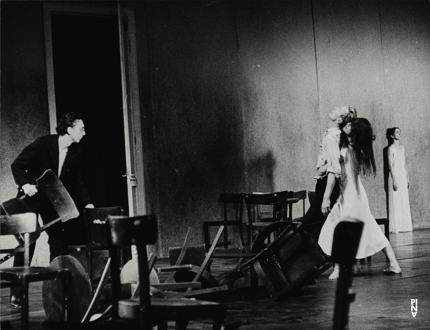 „Café Müller“ von Pina Bausch