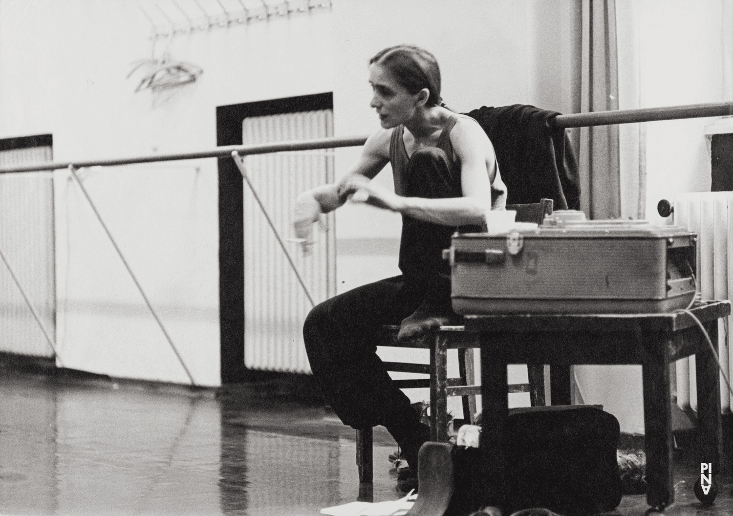 Pina Bausch in „Café Müller“ von Pina Bausch