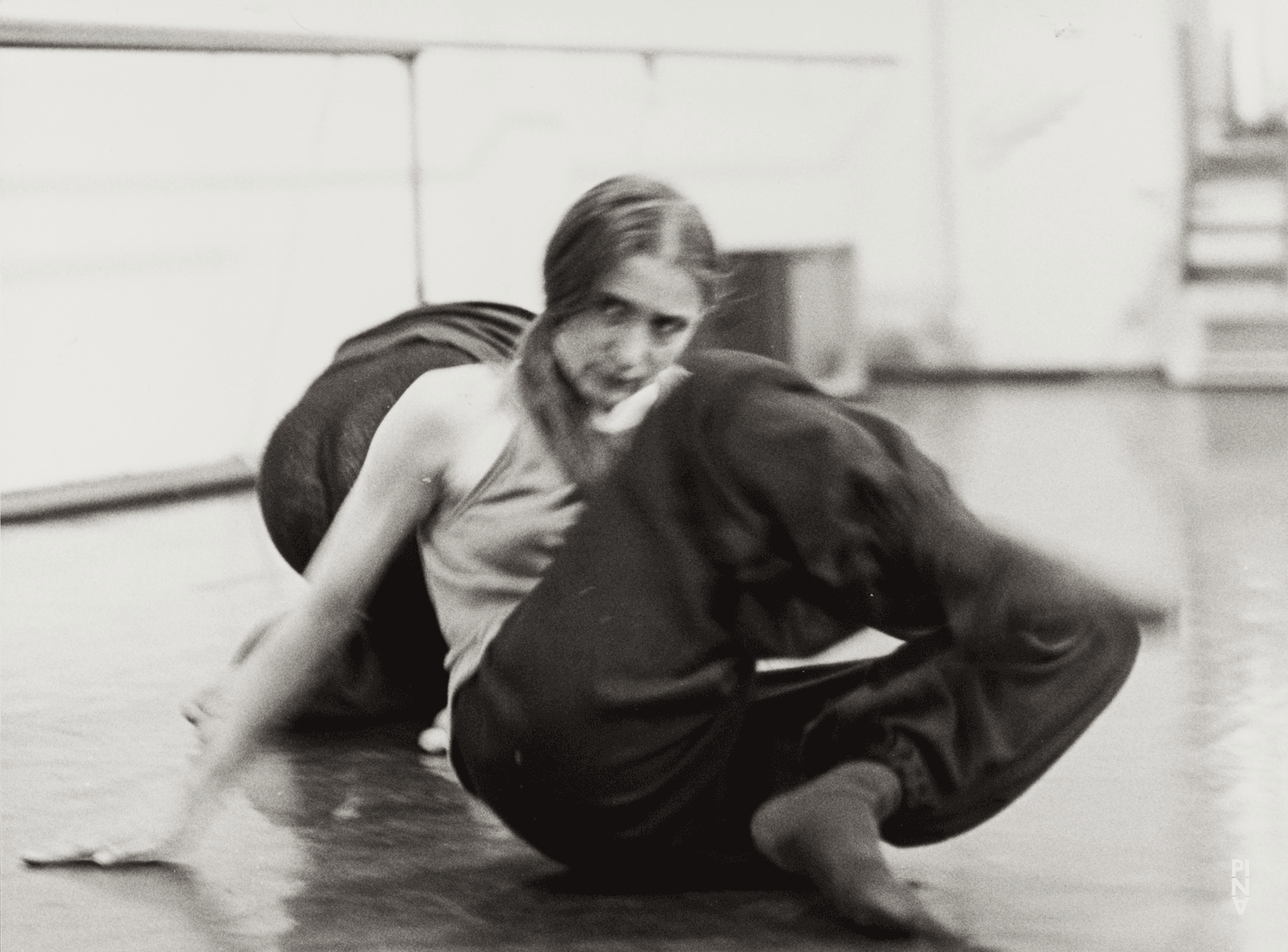 Pina Bausch in „Café Müller“ von Pina Bausch