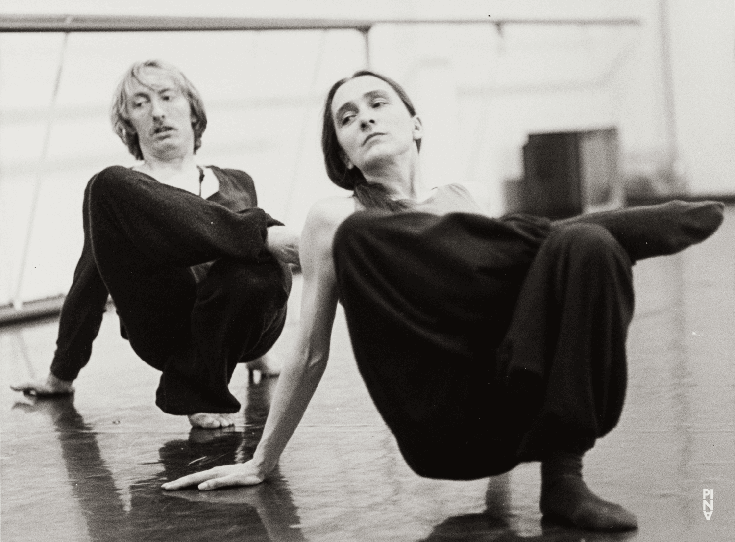 Pina Bausch und Dominique Mercy in „Café Müller“ von Pina Bausch