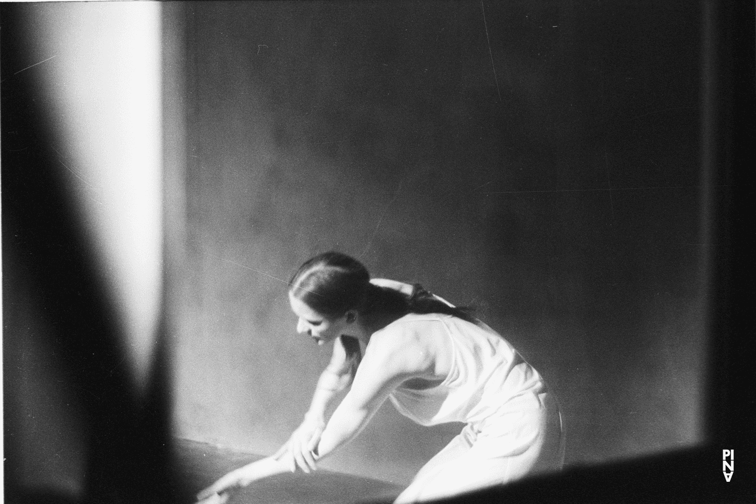Pina Bausch dans « Café Müller » de Pina Bausch