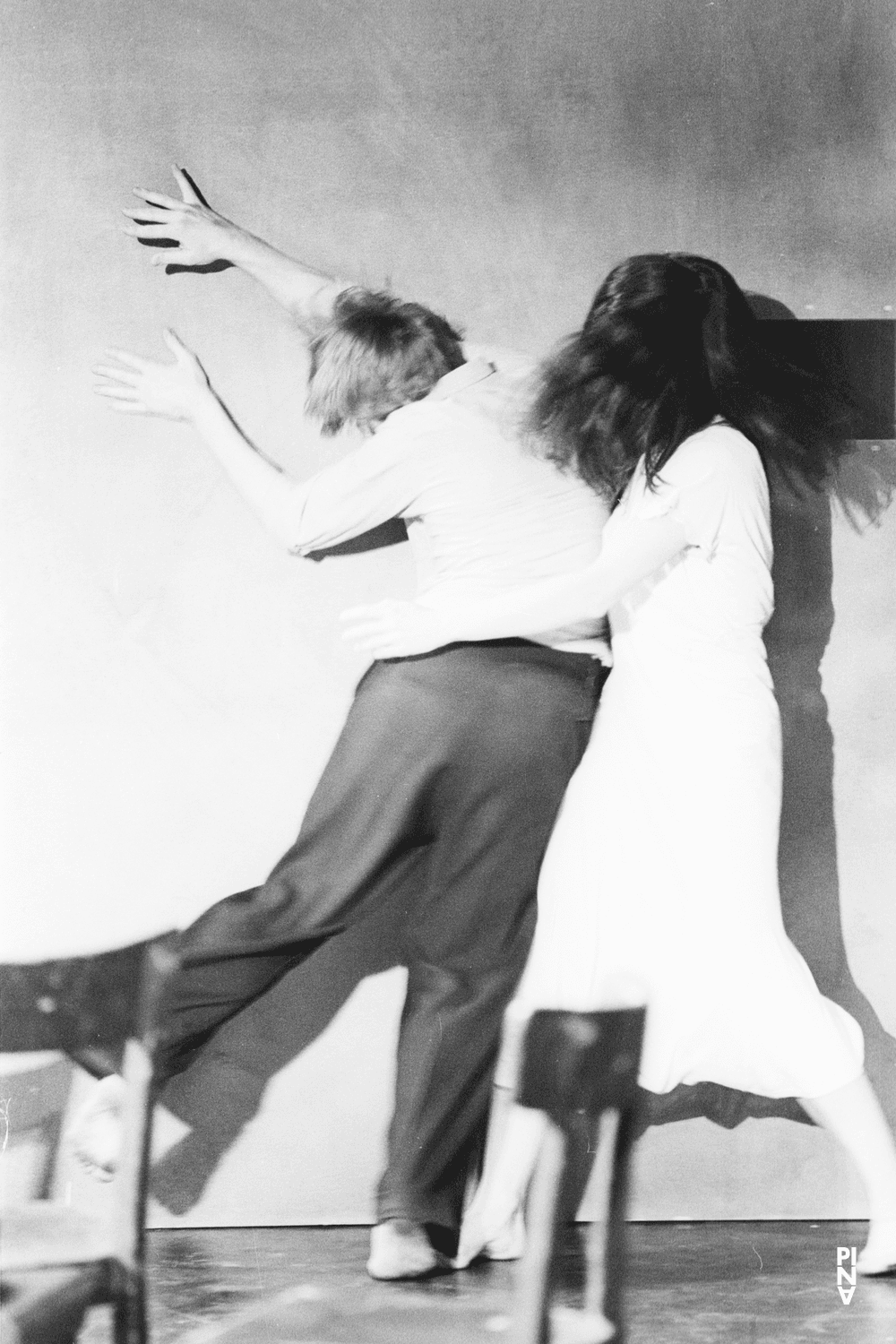 Dominique Mercy und Malou Airaudo in „Café Müller“ von Pina Bausch