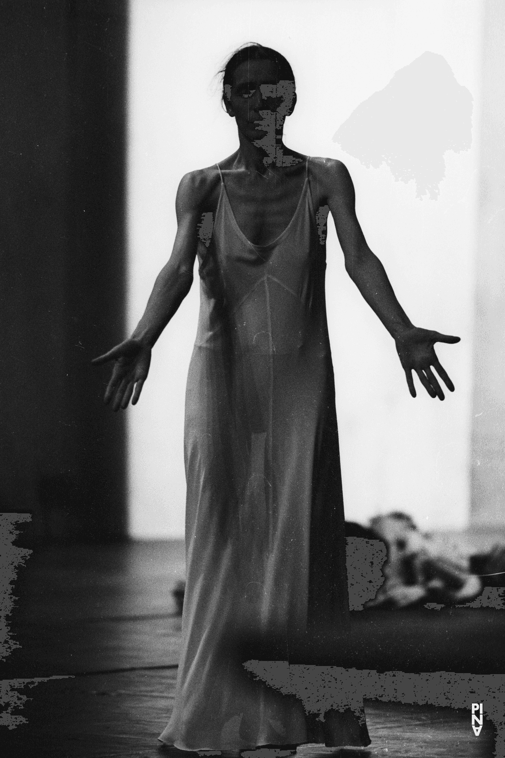 Pina Bausch und Dominique Mercy in „Café Müller“ von Pina Bausch