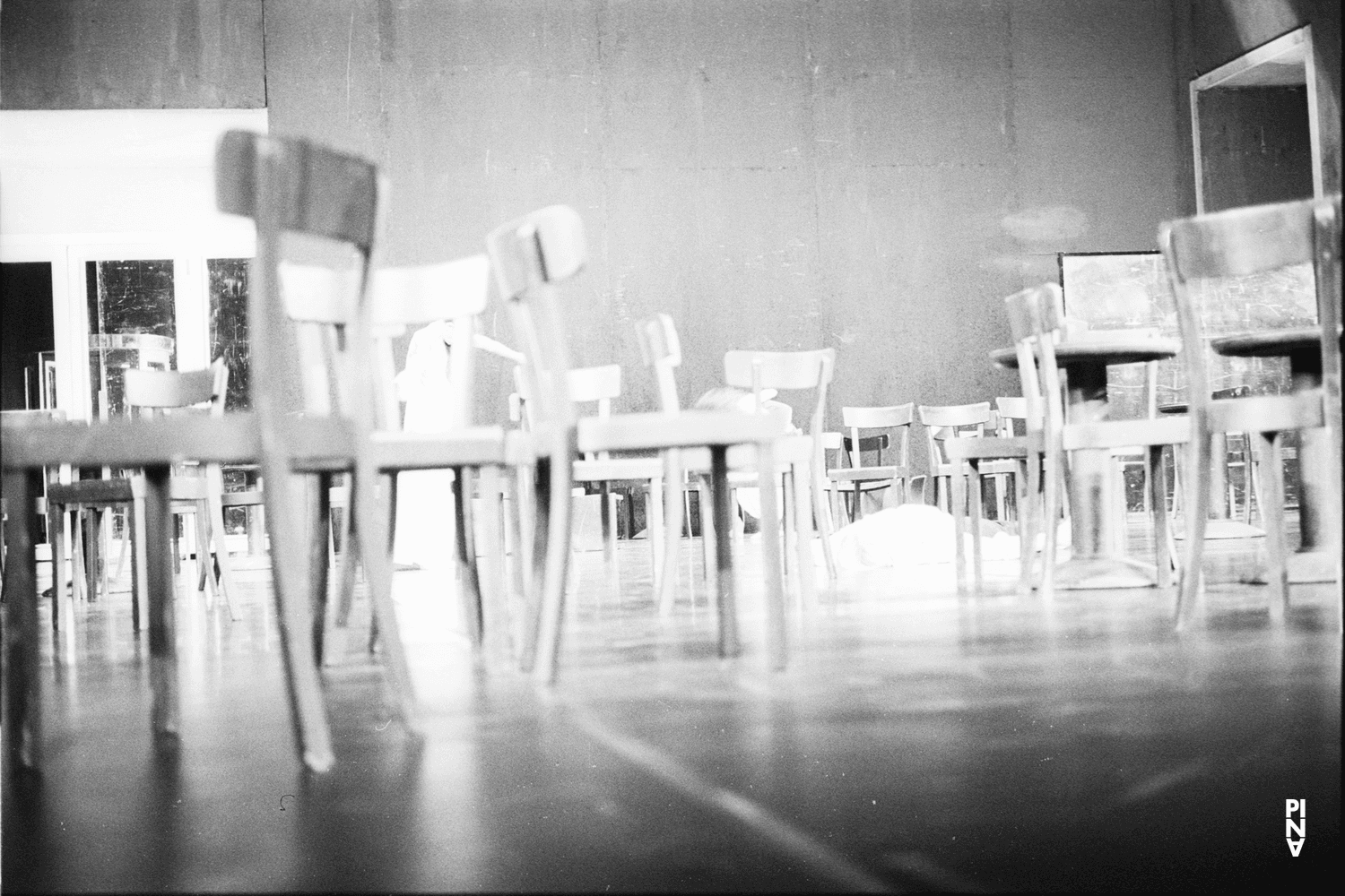 Dominique Mercy und Pina Bausch in „Café Müller“ von Pina Bausch