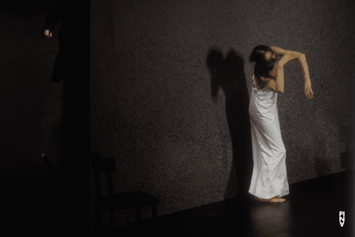 Pina Bausch dans « Café Müller » de Pina Bausch